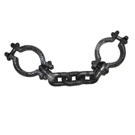 Cadena de prisioneros para las muñecas 45cm