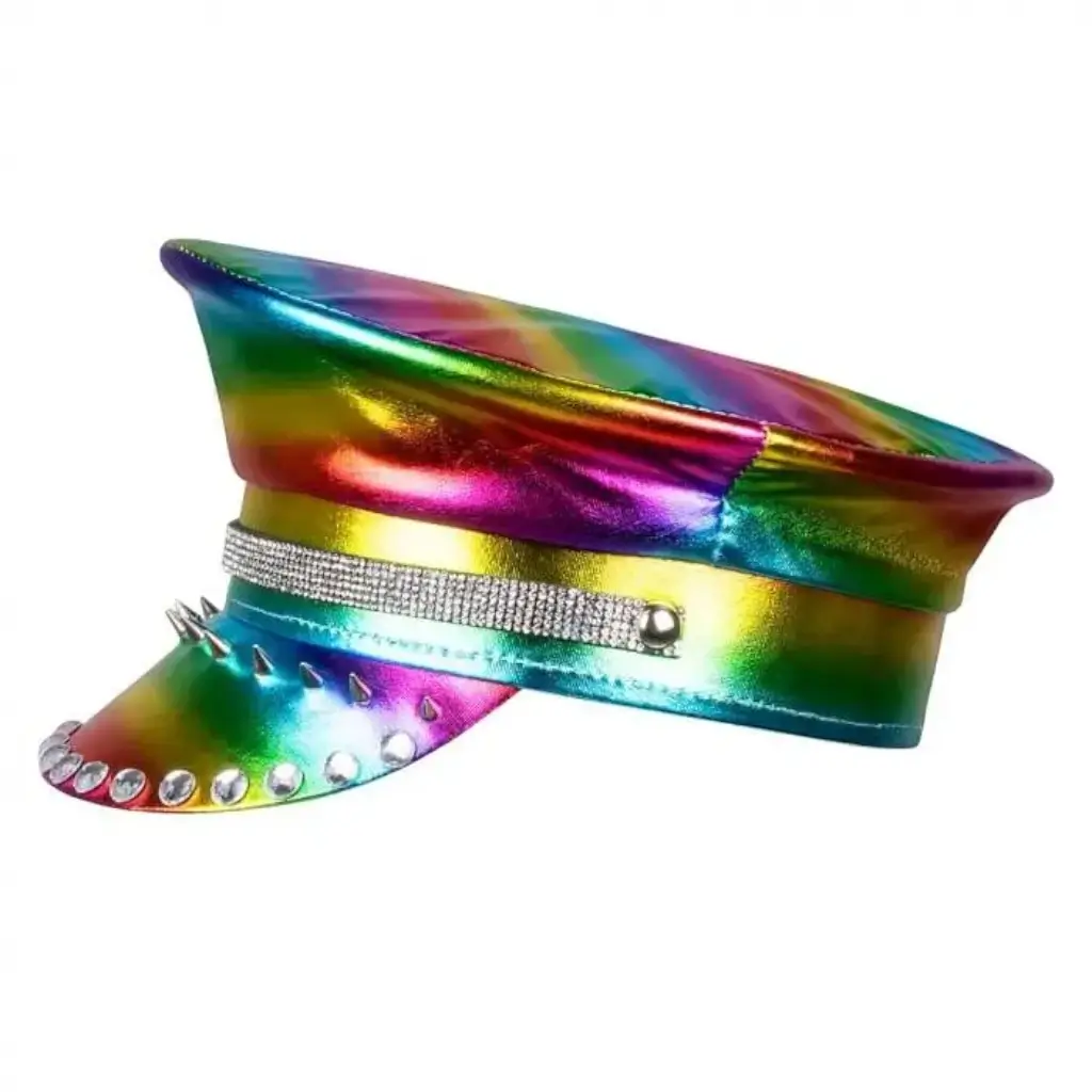 Gorra arco iris con uñas