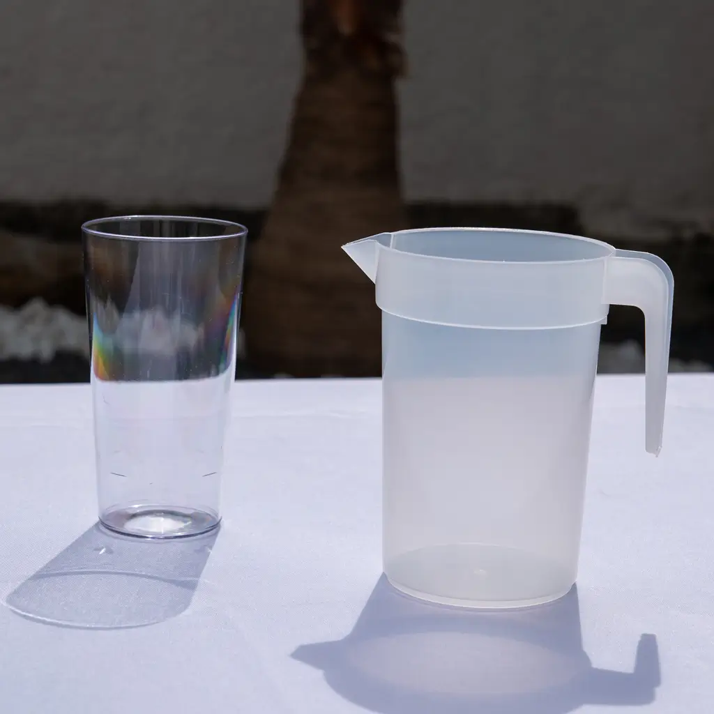 Jarra de plástico reutilizable de 1,5 l