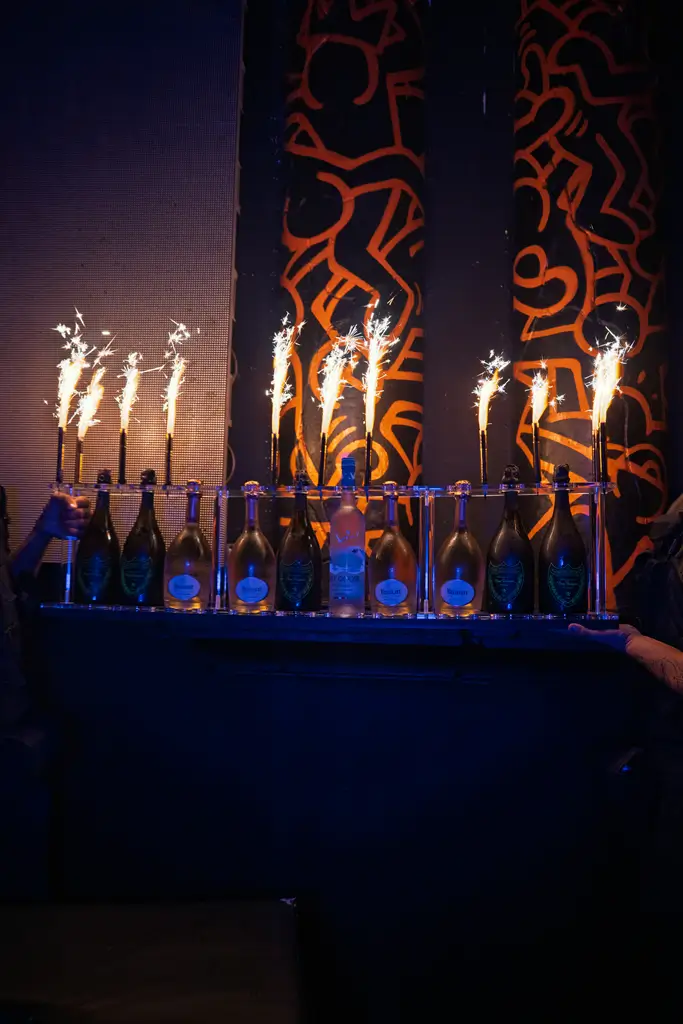 Por Sparklers® 10 Botellas VIP Line Show Display