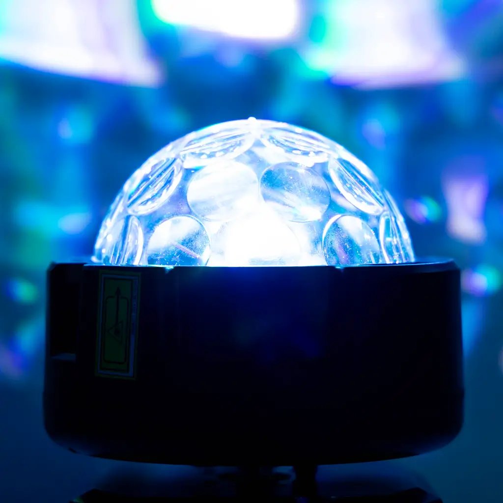 Proyector de efectos giratorio - BoomTone DJ spinner - LED multicolor & estroboscópico & control DMX