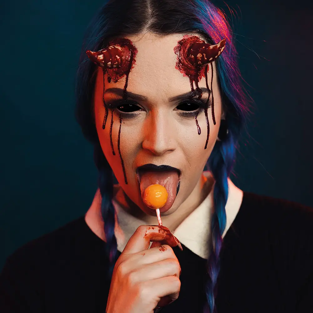 Lentes de contacto «Ojos negros de muerto viviente» – Lentes de contacto de Halloween